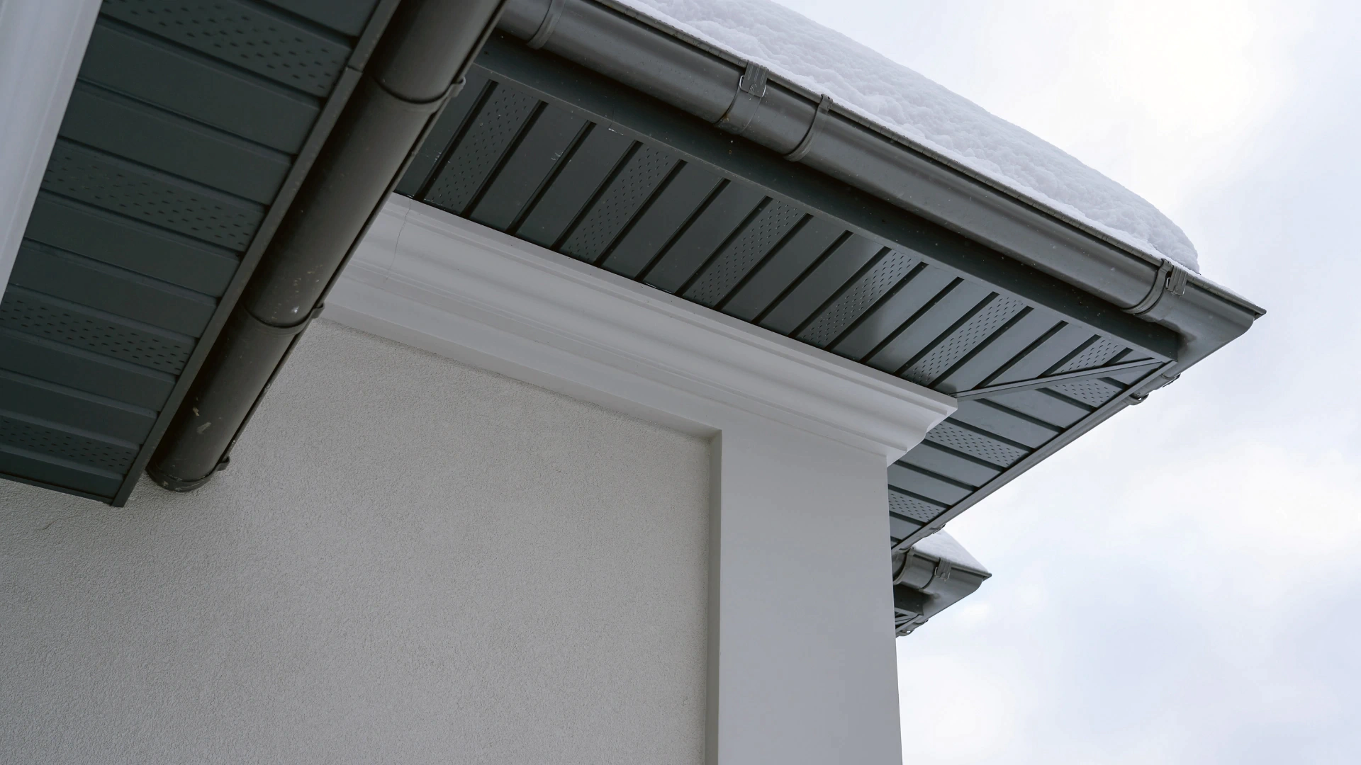 gutter protection slider